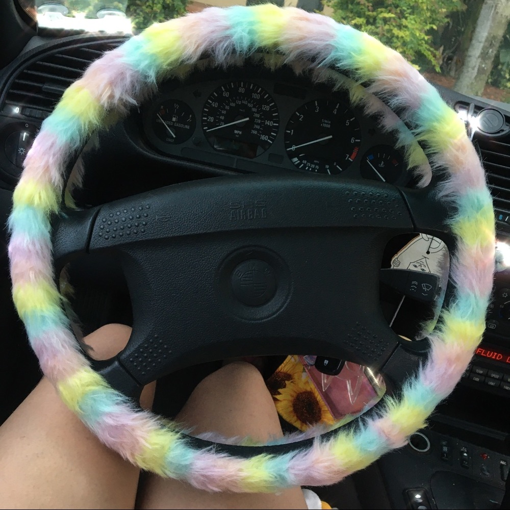 fluffy pastel steering wheel cover 🌈💗
